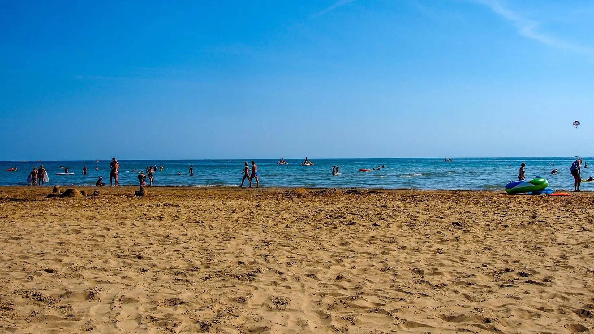 Lovely Flat Facing The Swimming Pool Caorle 0*,